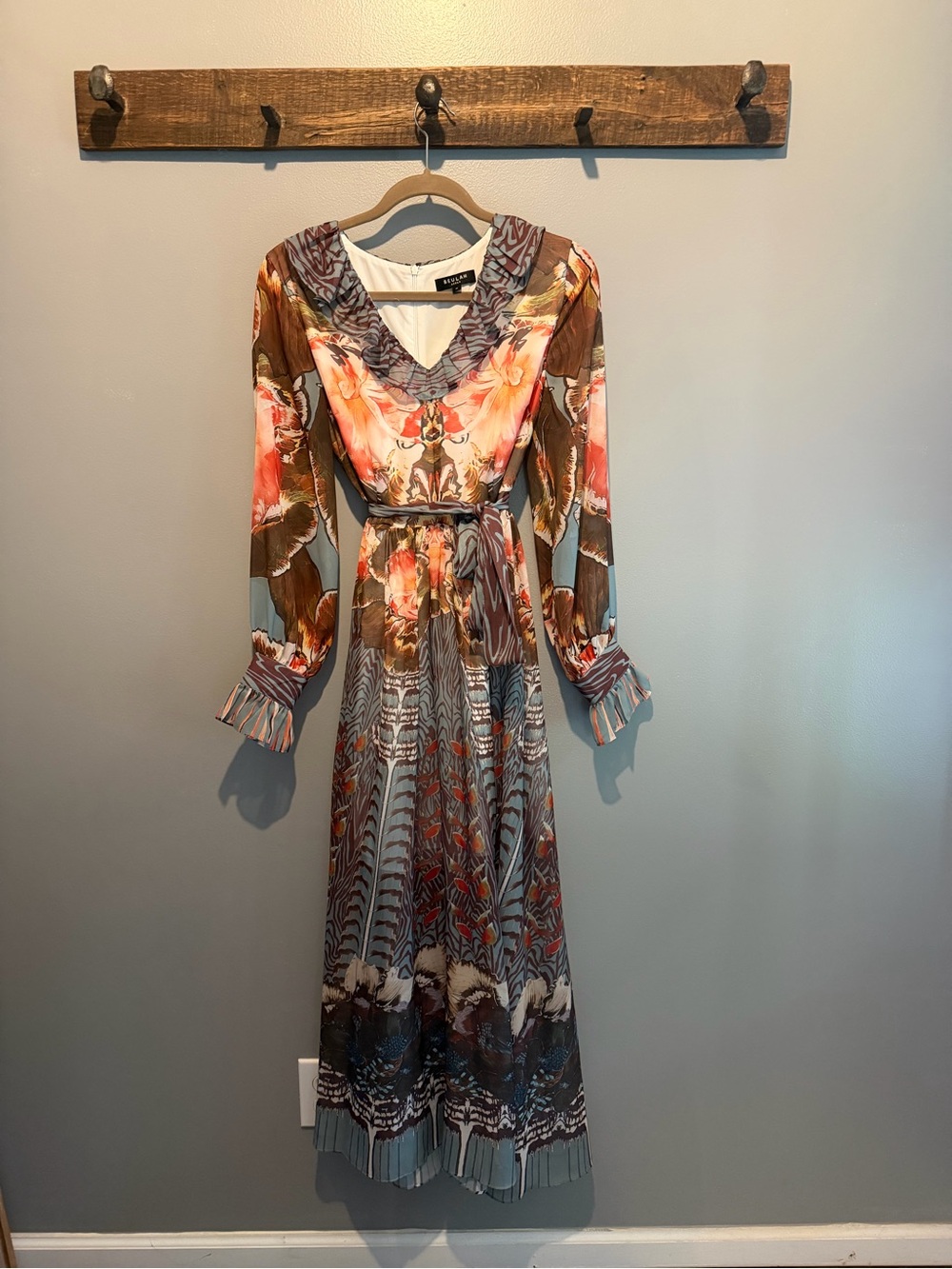 Beulah Multicolor Floral & Abstract V-Neck Long Sleeve Maxi Dress